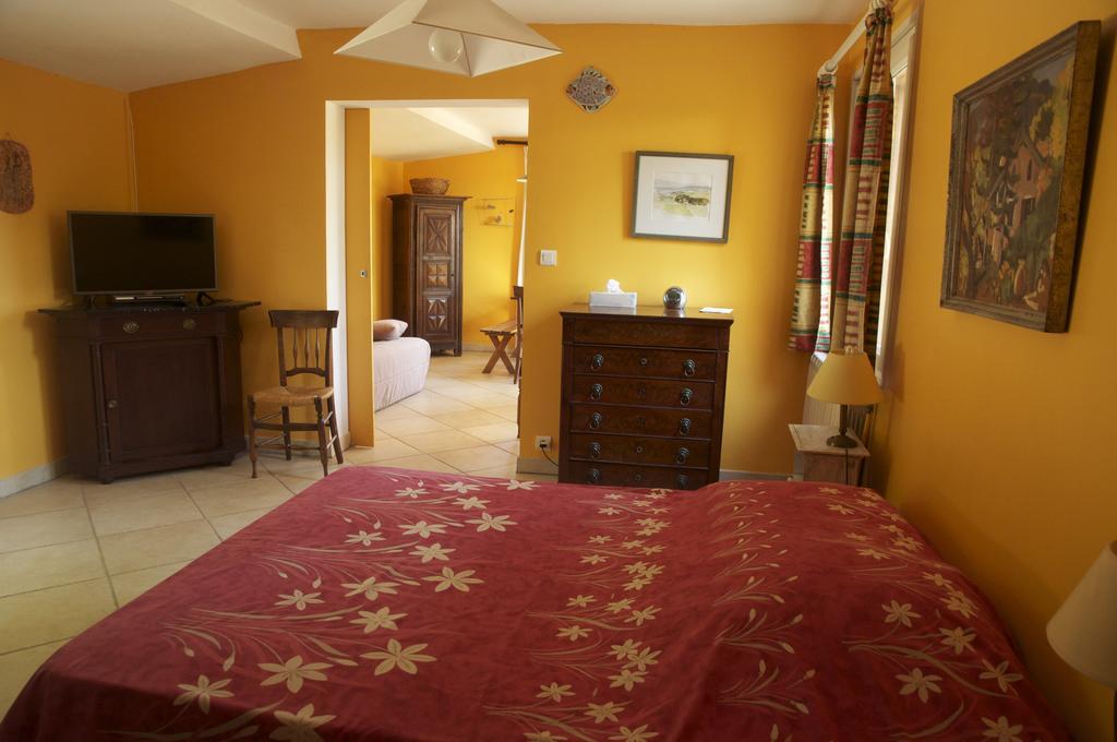 Le Petit Bacalan Villa Mormoiron Buitenkant foto