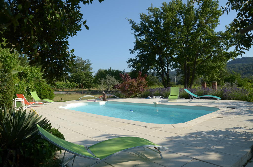 Le Petit Bacalan Villa Mormoiron Buitenkant foto