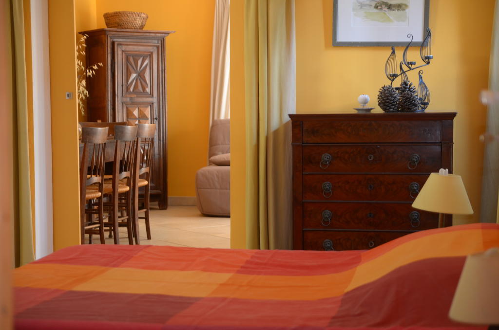 Le Petit Bacalan Villa Mormoiron Kamer foto